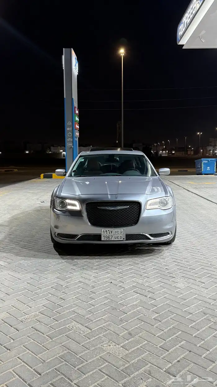 كرايزلر للبيع C300 V6 0