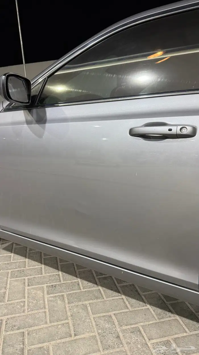 كرايزلر للبيع C300 V6 23