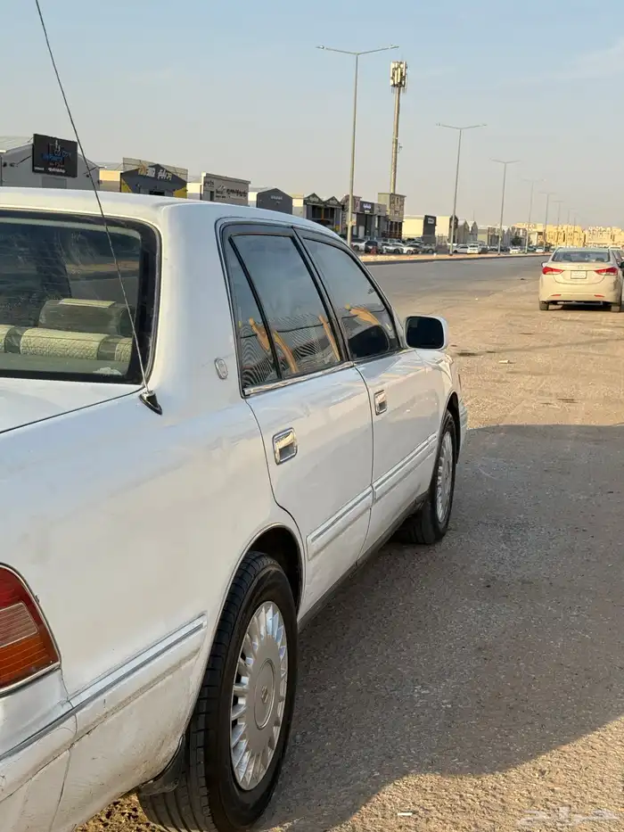 تويوتا كراون 6