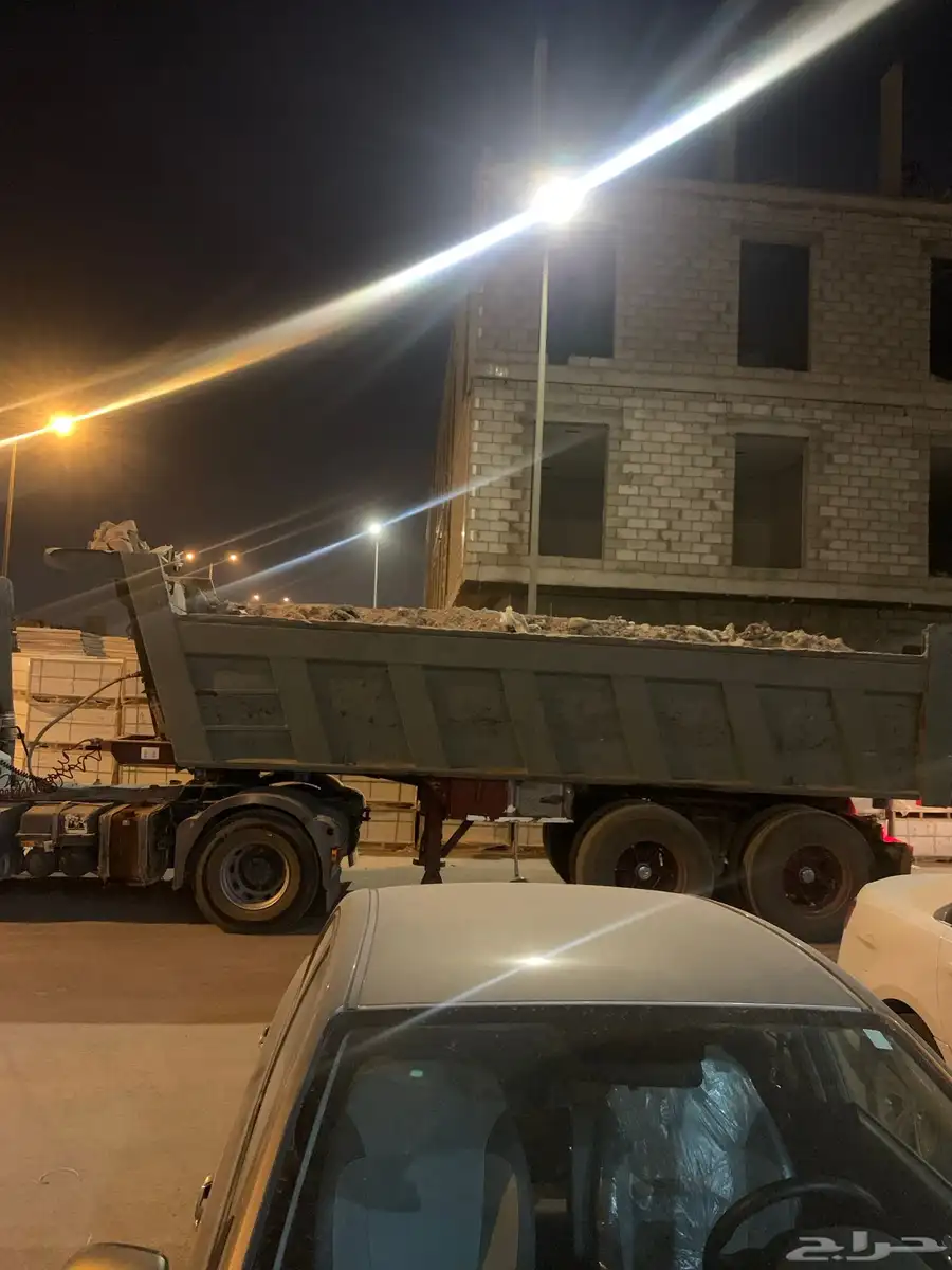 ترحيل وتحميل مخلفات وناتج حفر مع الشيول وبكلين 1