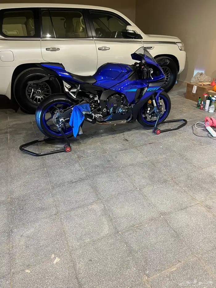 ياماها R1 2024 ازرق 2