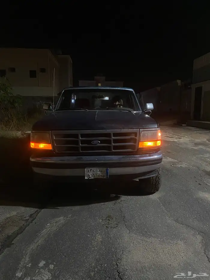 فورد F250 المشى 95 الف تانكين بانزين نظيف المديل 1995 القير 0
