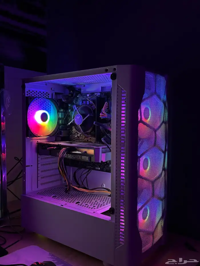 قيمنق للبيع بي سي pc 3