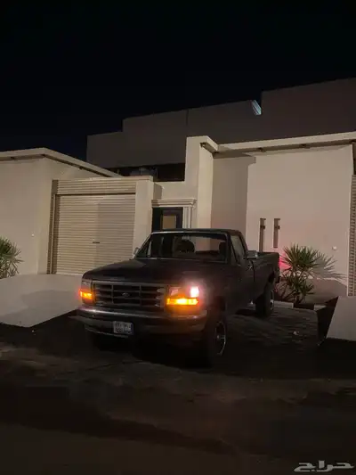 فورد F250 المشى 95 الف تانكين بانزين نظيف المديل 1995 القير 1