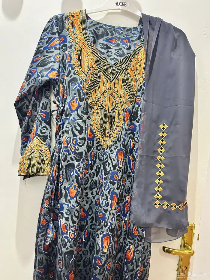 مخاور مع طرحته 2