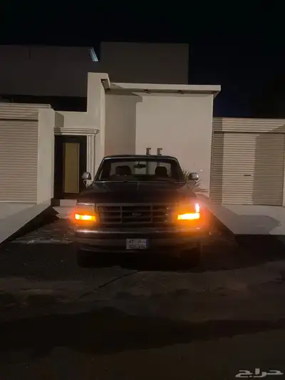 فورد F250 المشى 95 الف تانكين بانزين نظيف المديل 1995 القير 2