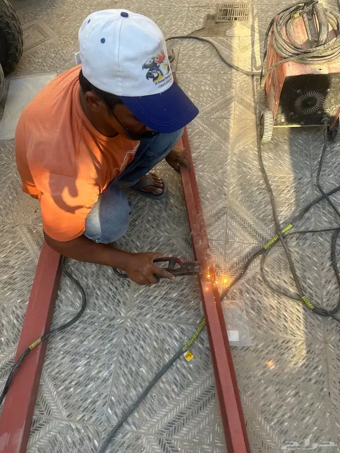 نعمل هنقر وابواب ومظلات درابزين 1