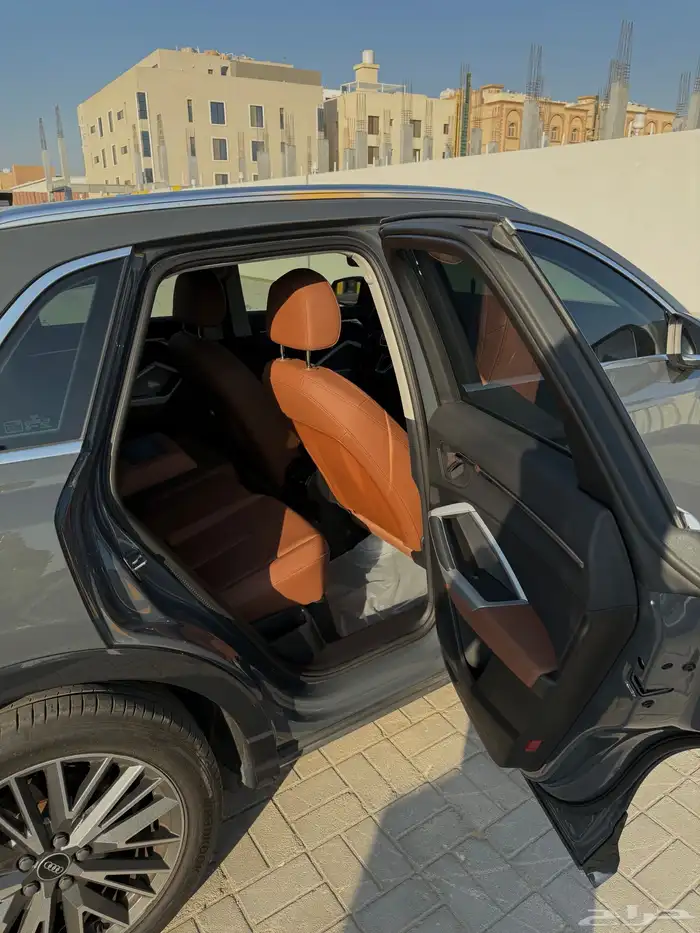 أودي Audi Q3 2023 25