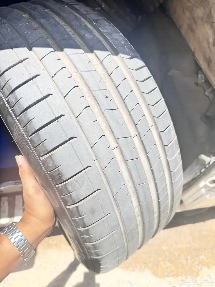 274 45 21 و315 40 214 كفرات مقاسين امامي وخلفي 0
