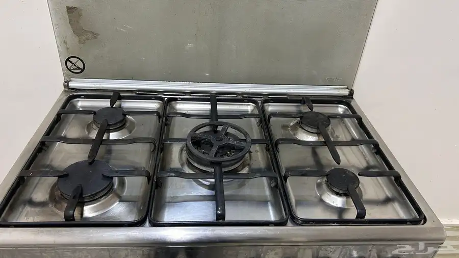غاز فرن 5 عيون نظيف 1