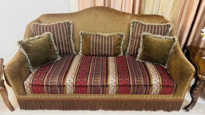 طقم كنب   طاولة طعام 2