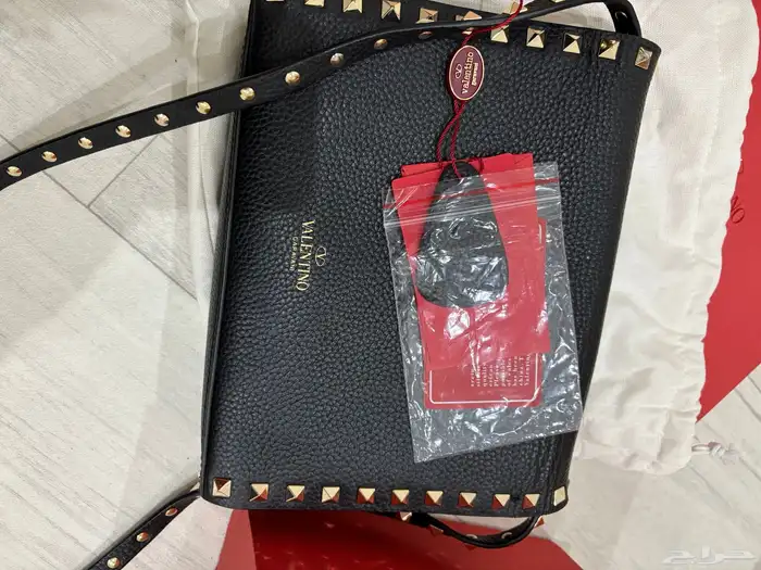 شنطة ماستر كواليتي فالنتينو لون اسود 1