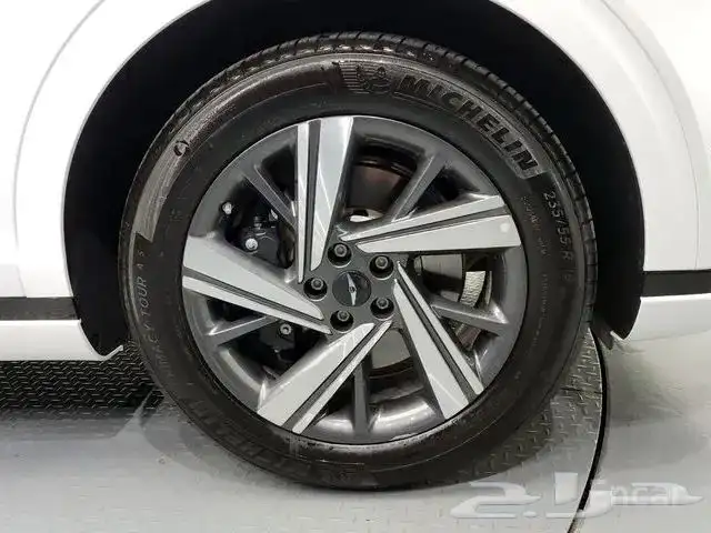 جنسس GV70 رويال سبورت 2025 استيراد من كوريا 4