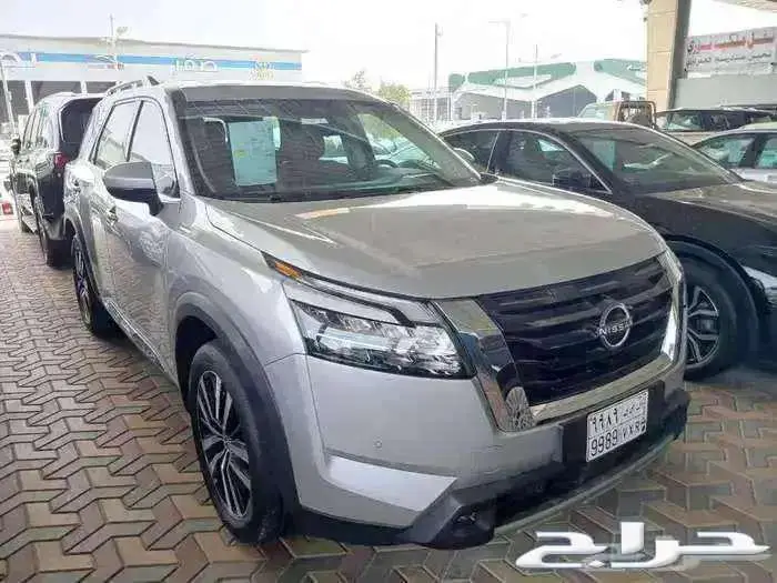 نيسان باثفندر فل كامل 2023 2