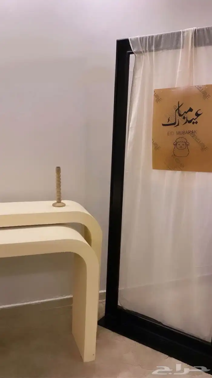 طاولات للايجار 0