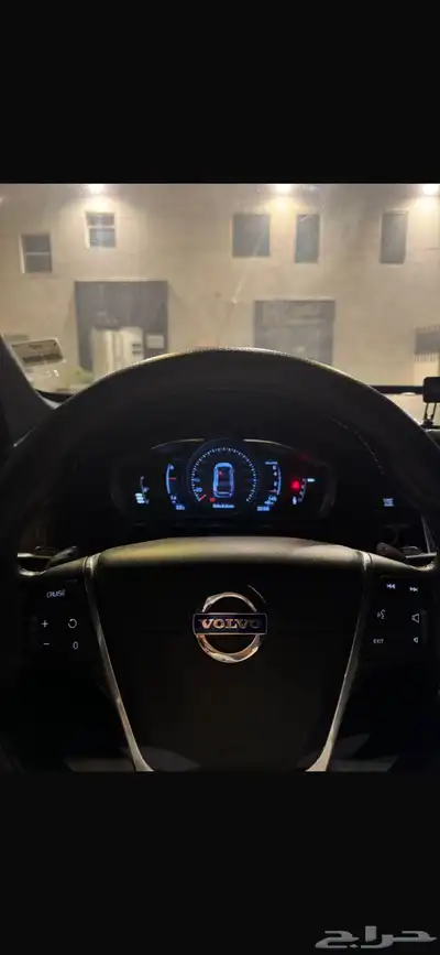 فولفو xc60 2016 نظيفة 15