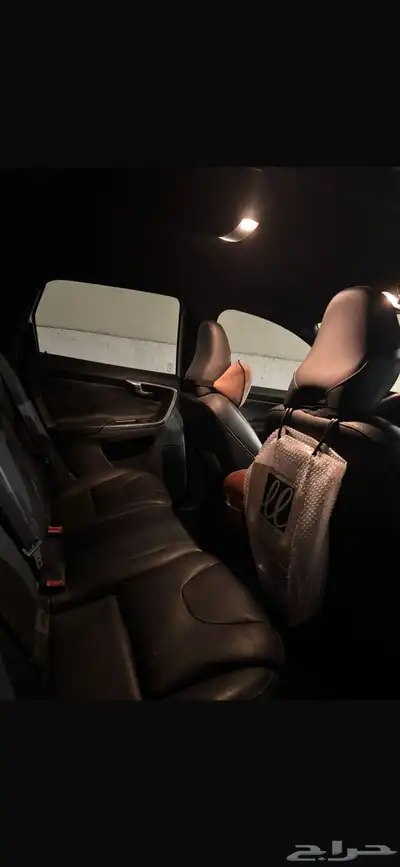 فولفو xc60 2016 نظيفة 8