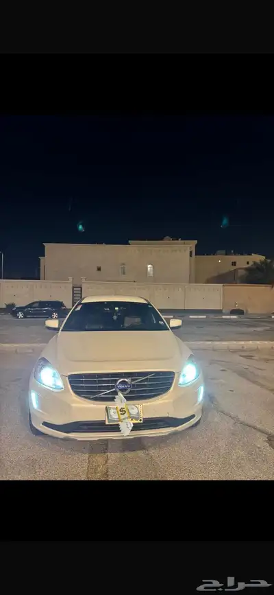 فولفو xc60 2016 نظيفة 0