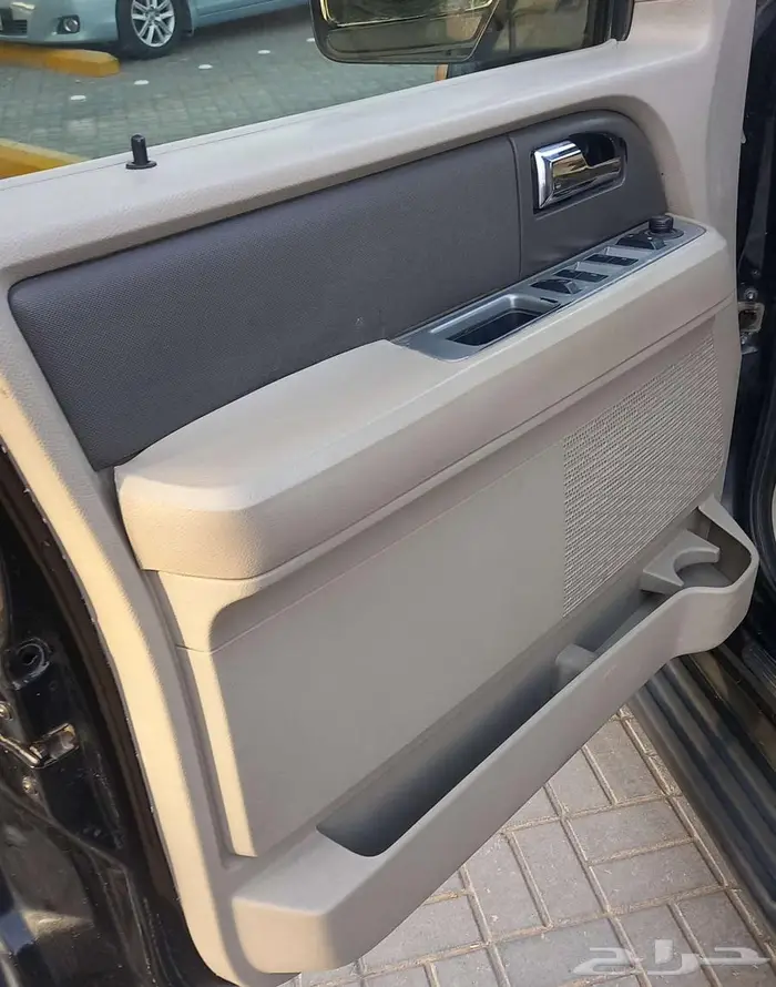 للبيع فورد اكسبيديشن موديل 2012 XLT 12