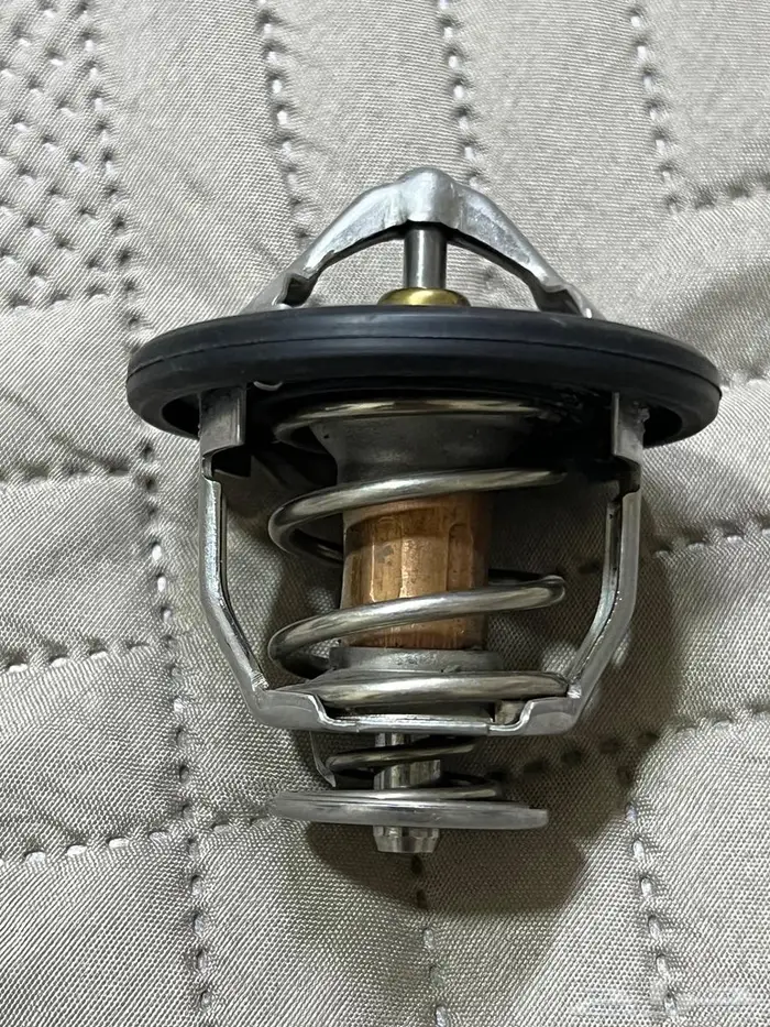 بلف حراره تايوتا اصلي وكالة 0