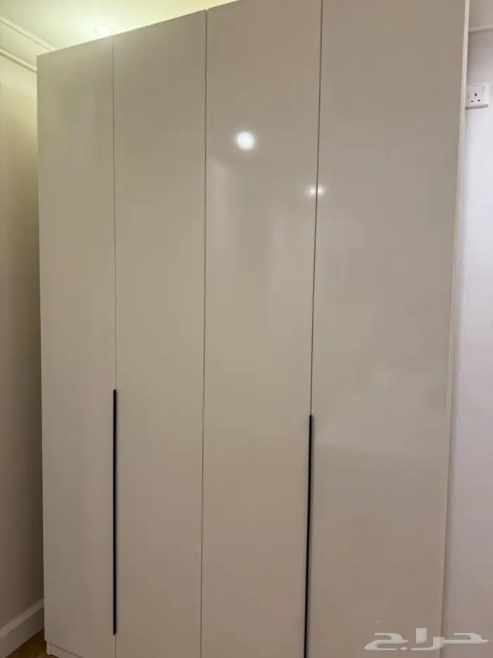 دولاب للبيع 0