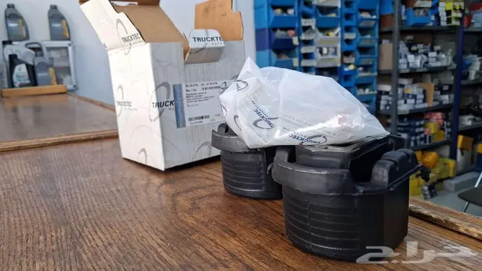 مندوب قطع غيار خدمة سريعة 1