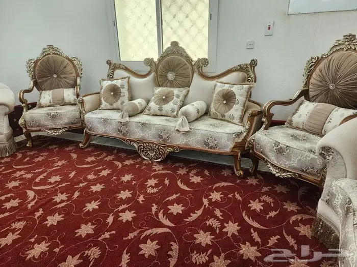 كنب كلاسيكي ومغاسل 4
