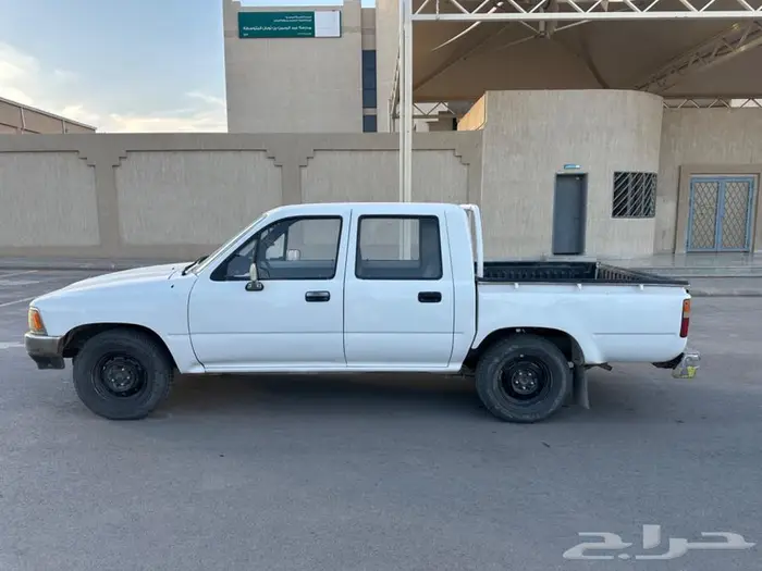 هايلكس الحد 14 ألف 2