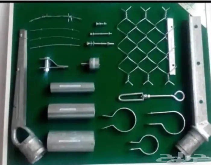 مصنع تصنيع انواع البوابات والاكسسوارات 0