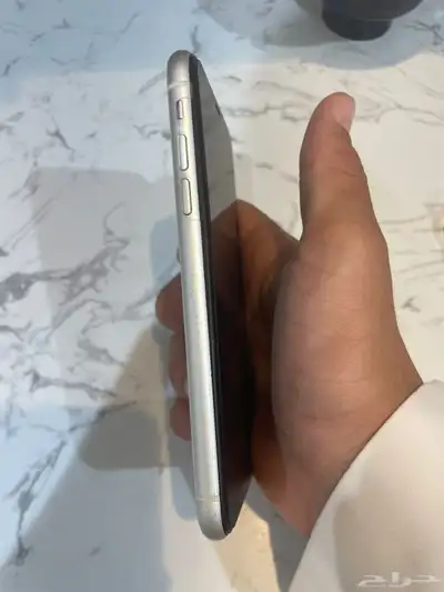 جوال آيفون 11 ابيض 5