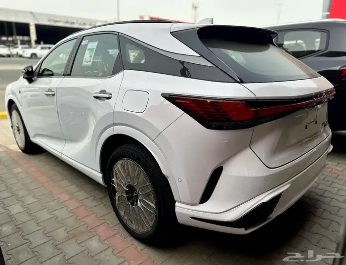 لكزس RX500 FH موديل 2025 - الاقل سعرا 5