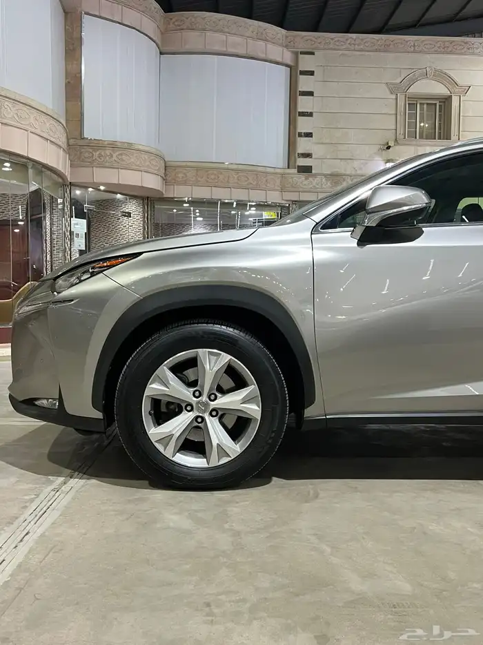 لكزس NX200 BB 2016 فل كامل ( الوكيل عبداللطيف جميل ) 3