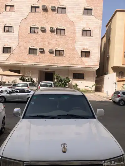 جيب لاندكروزر 2004 4