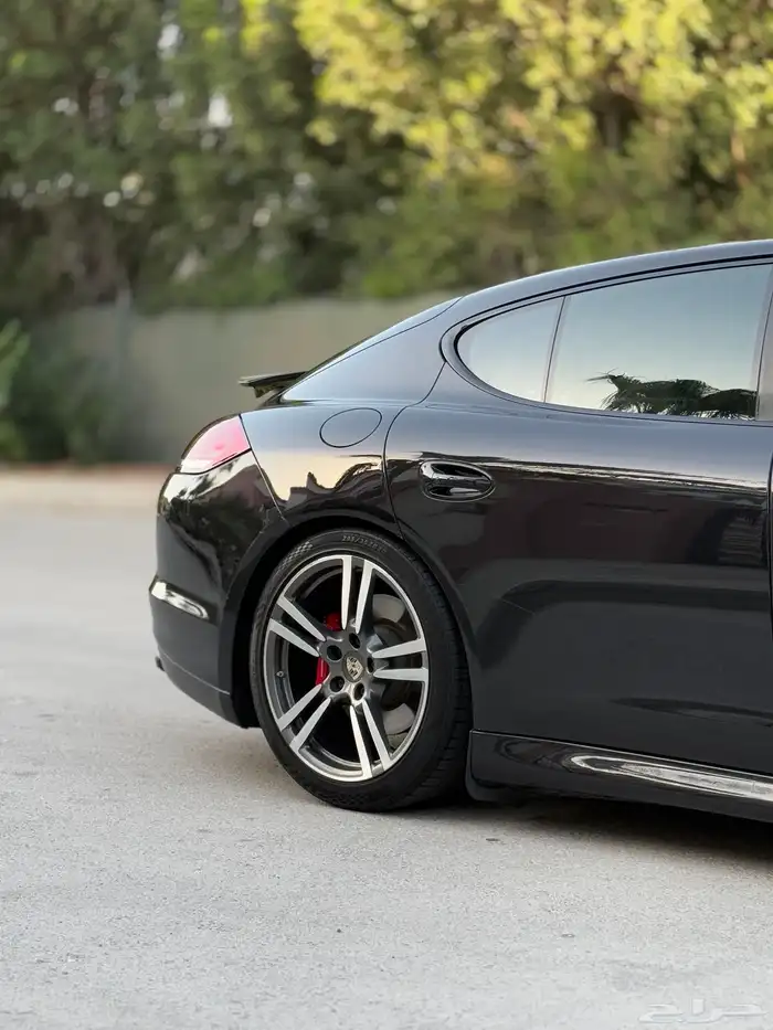 PORSCHE Panamera GTS ((( تم البيع ))) 12