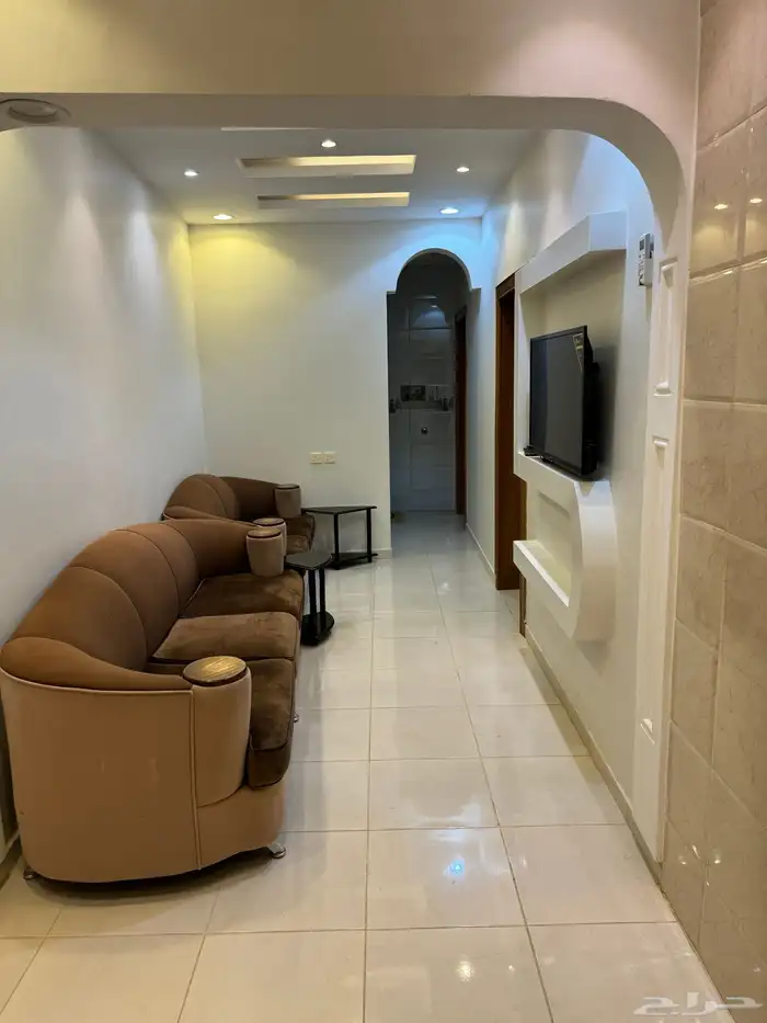 ابها اول طريق السودة بجانب مجمع الزامل السياحي 4