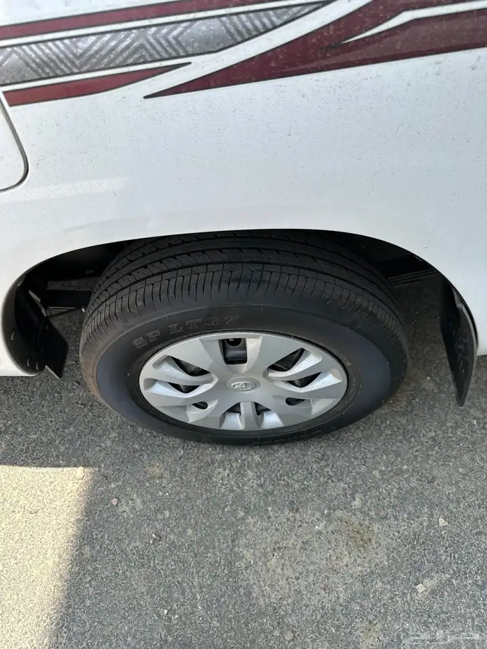 هايلوكس 2025 غمارتين ديزل اصفار السعر 94500 14