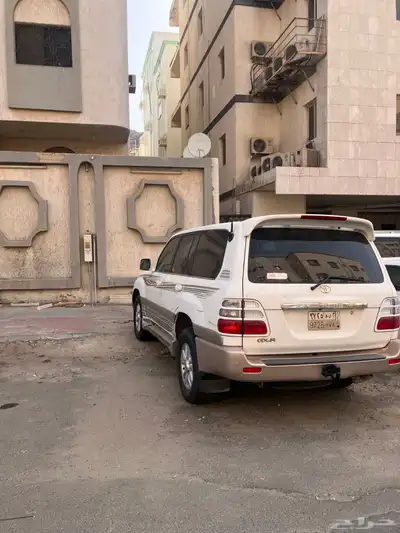 جيب لاندكروزر 2004 0
