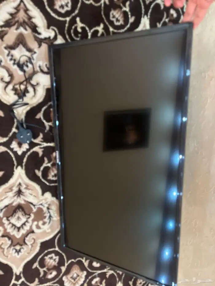 شاشه جديده لايوجد اي خدش او كسور نظيف 0