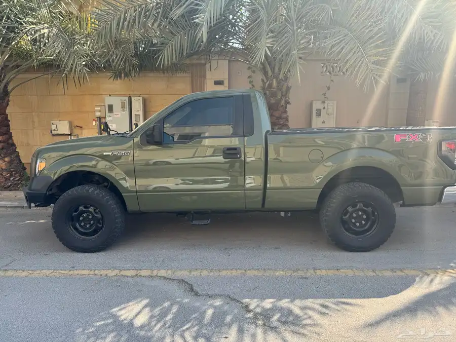 FORD- F150 3