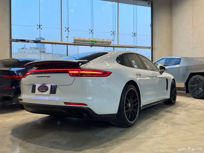 بورش Panamera 4S موديل 2017م (وارد ساماكو) 7