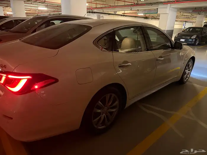إنفينيتي Q70 2019 4