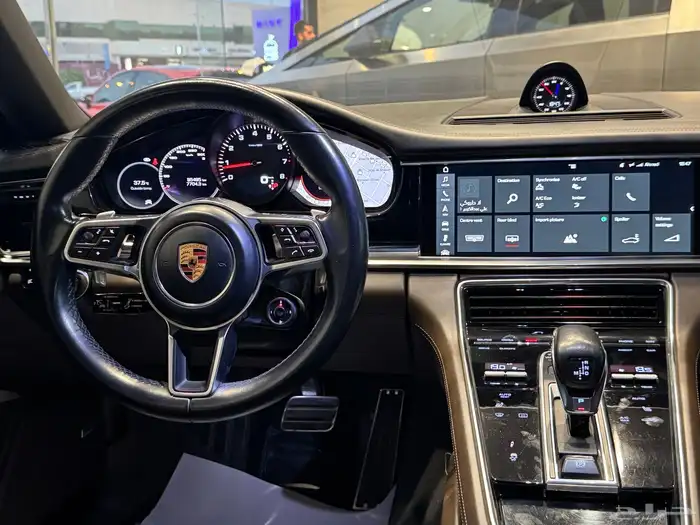 بورش Panamera 4S موديل 2017م (وارد ساماكو) 14