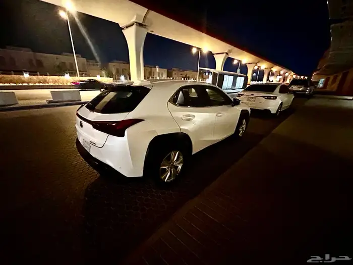 لكزس UX200 - 2019 - Lexus 3