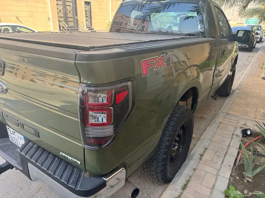 FORD- F150 7