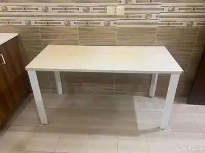 طاولة للبيع 0
