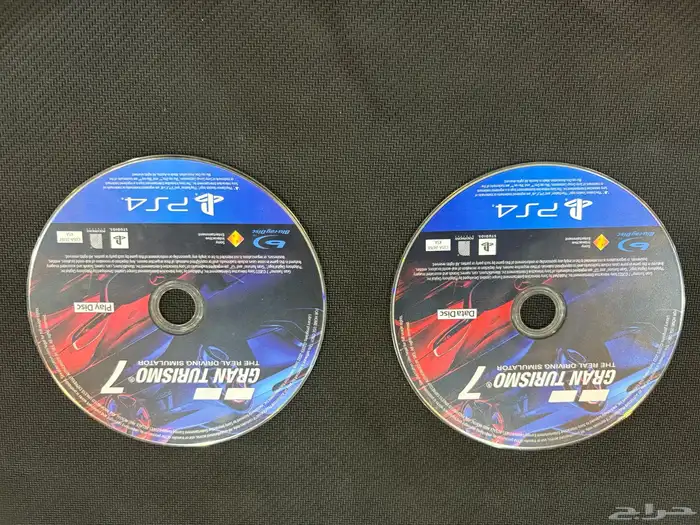 شريط قراند ترزمو 7 حق سوني 4 ويشتغل ع 5 و فيه شريطين 2