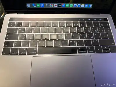 ماك بوك برو نظيف جدا 1