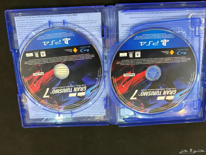 شريط قراند ترزمو 7 حق سوني 4 ويشتغل ع 5 و فيه شريطين 6