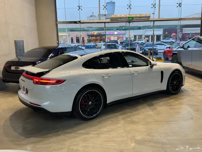 بورش Panamera 4S موديل 2017م (وارد ساماكو) 6