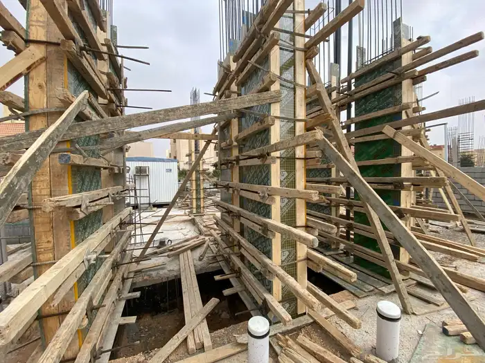 مشرف ومراقب بناء 4